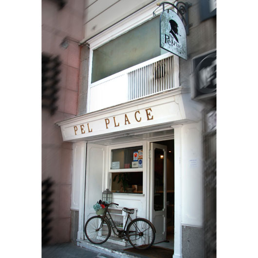 fachada pel place